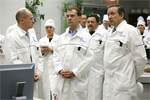Д. Медведев посетил действующую Ленинградскую АЭС и строительную площадку ЛАЭС-2.