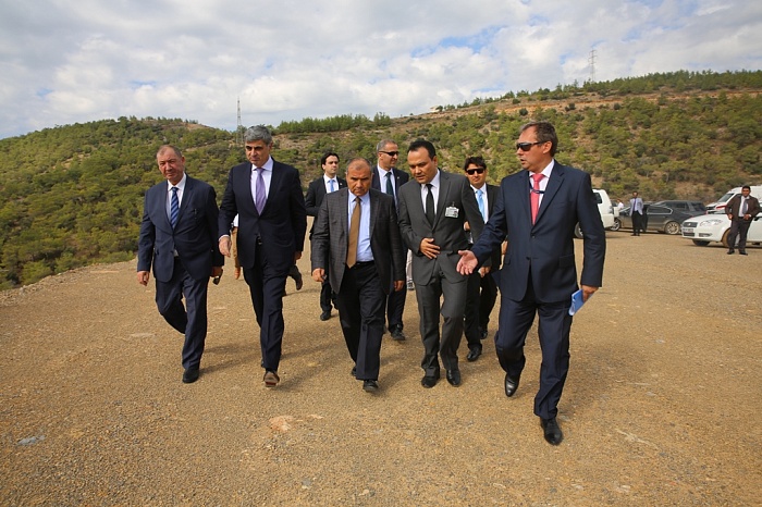 Министр энергетики Турции проинспектировал площадку сооружения АЭС «Аккую».
